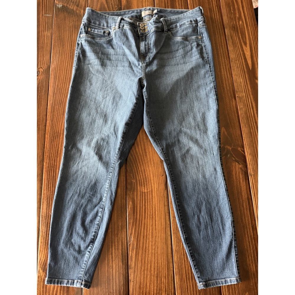 Torrid Womens Jeans 20R Blue Denim Croppedโ Tapered High Rise Casual
